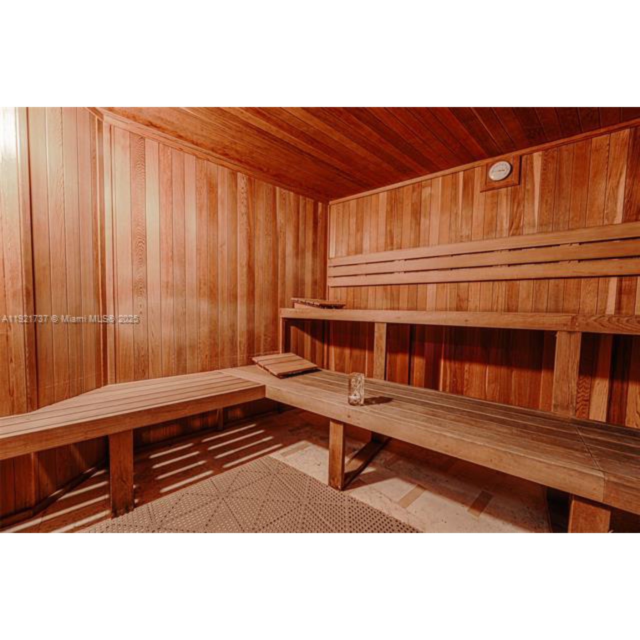 Building Photo - 31 SE 5th St