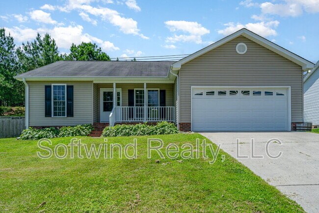 Primary Photo - 1803 Red Bird Cir SE