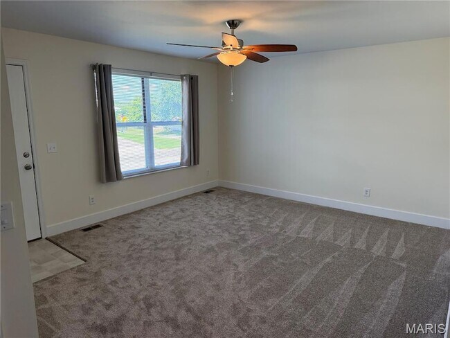 Building Photo - 962 Windstream