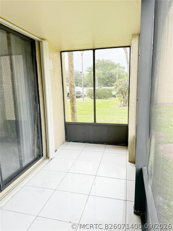 Building Photo - 2788 Tennis Club Dr