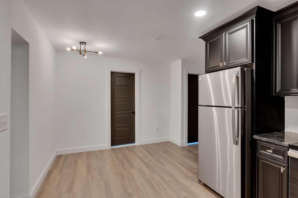 Building Photo - 36 Pawling Ave