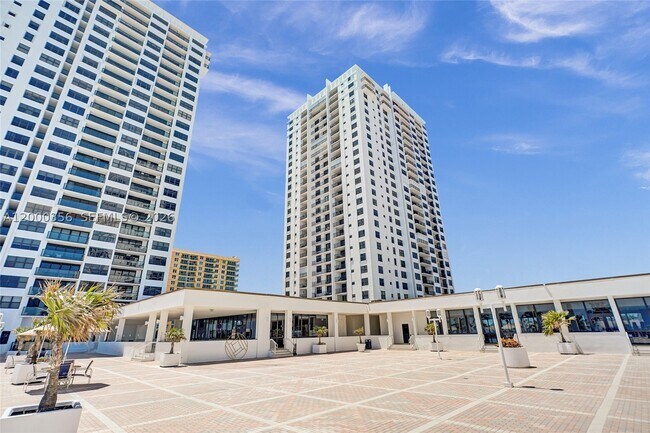 Building Photo - 2401 S Ocean Dr