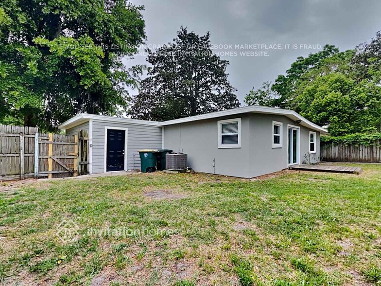 Building Photo - 10345 Driftwood Rd