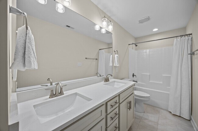 Building Photo - 3506 Sir James Ln