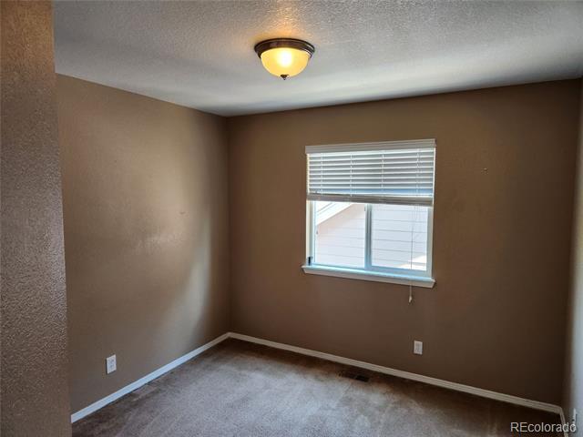 Building Photo - 1150 Sunset Way