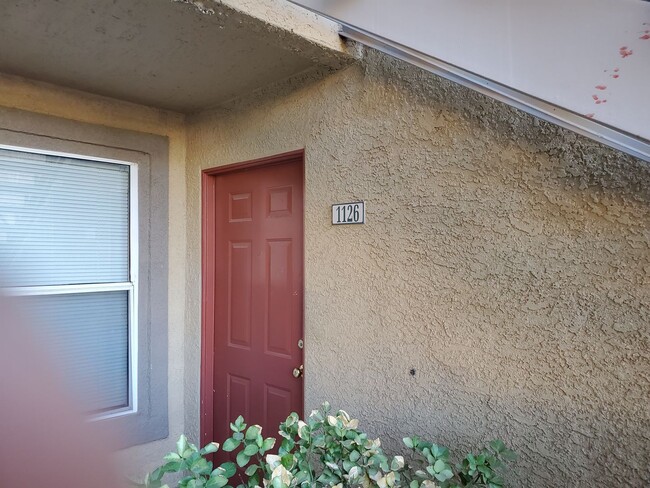 Building Photo - 1 BED, 1 BATH CONDO in "Latigo" Silverado ...