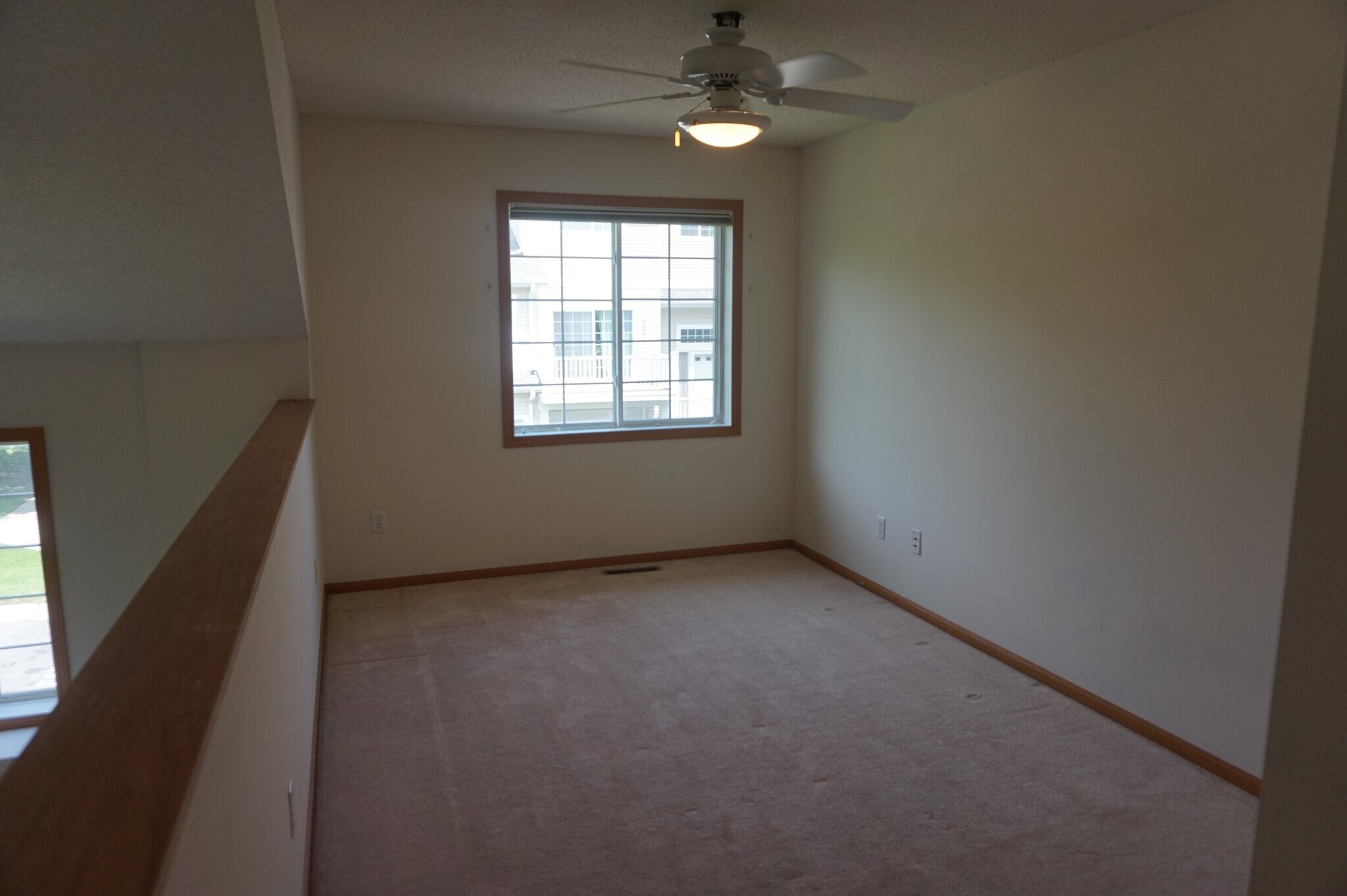 Building Photo - 612 Willoughby Way W