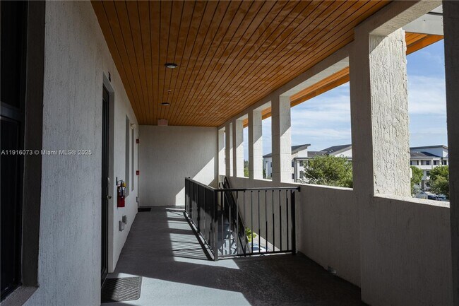 Building Photo - 8039 NW 104th Ave