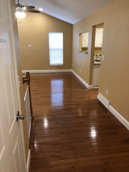 Building Photo - 3021 Patriot Dr