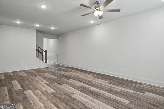 Building Photo - 4322 Fern River Bnd