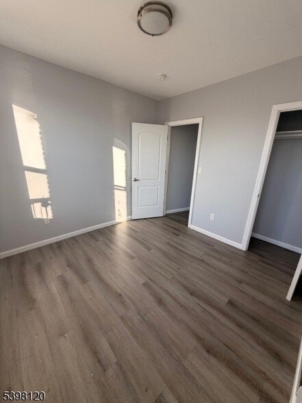 Building Photo - 17 Teaneck Rd