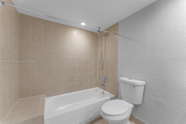 Building Photo - 15805 SW 91st Ct