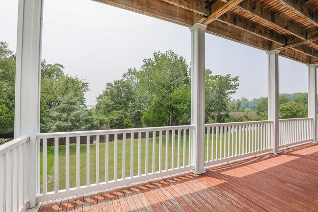 Building Photo - A Rental Like No Other!