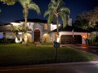 Building Photo - 10412 NW 6th Ct