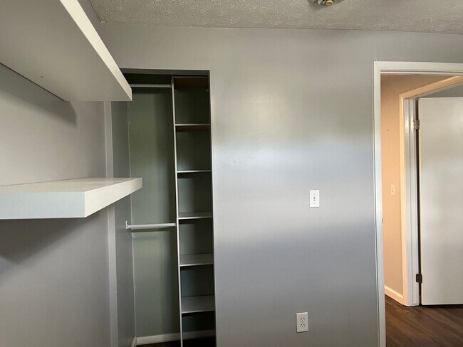 Building Photo - 4286 Boyne Ct