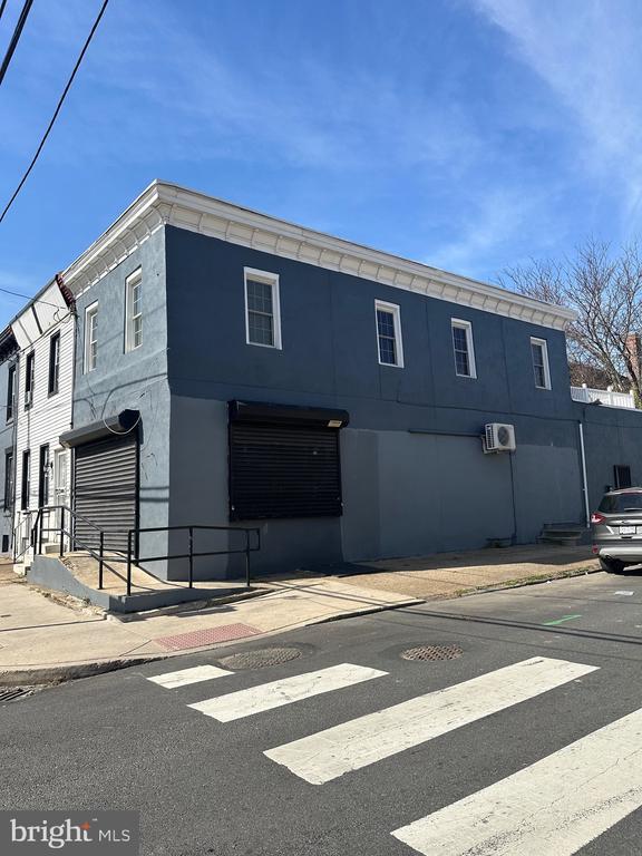 Primary Photo - 1200 S 22nd St