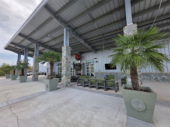 Building Photo - 9257 Inland Leather Ln