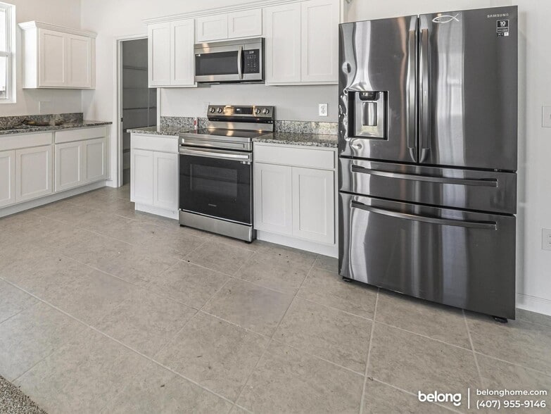 Building Photo - 2225 Crossbow St