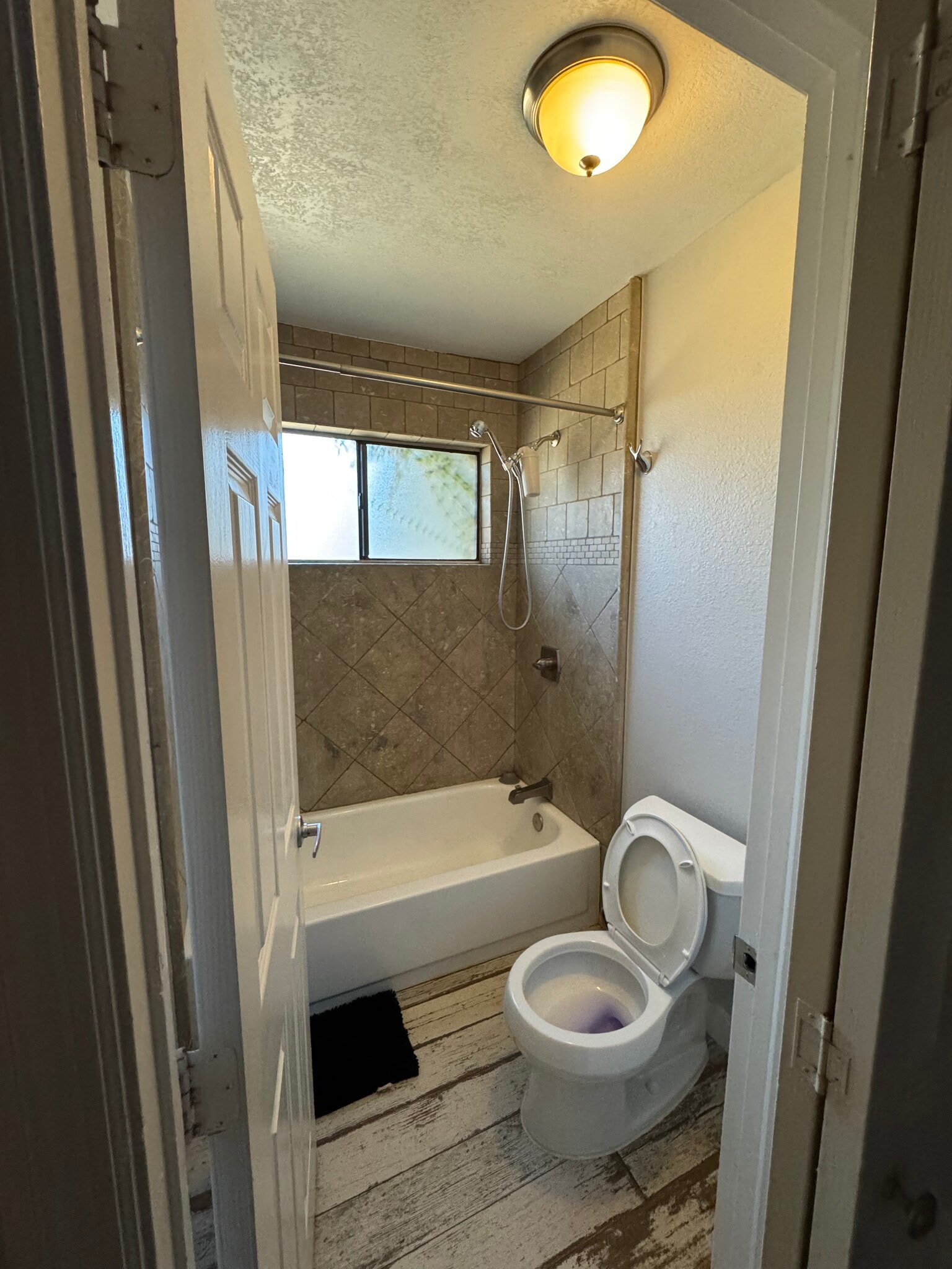 Building Photo - 1025 E Highland Ave