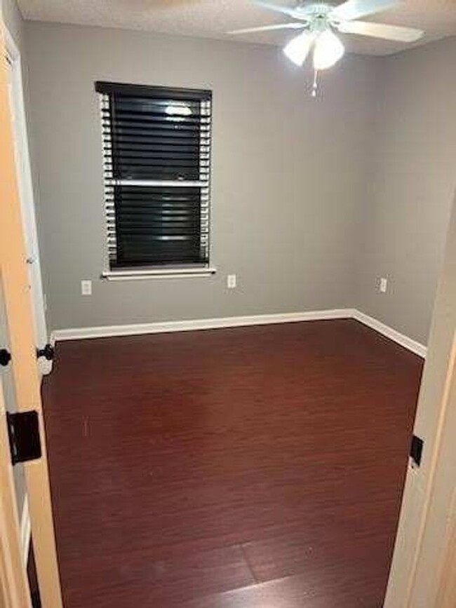 Building Photo - Charming 3BR House in Covington