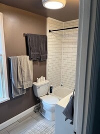 Building Photo - 4 Bedroom Single Family Home in Susquehanna Township