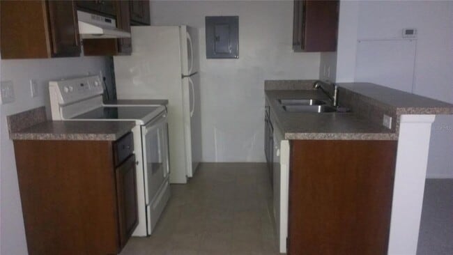 Building Photo - 2584 Grassy Point Dr