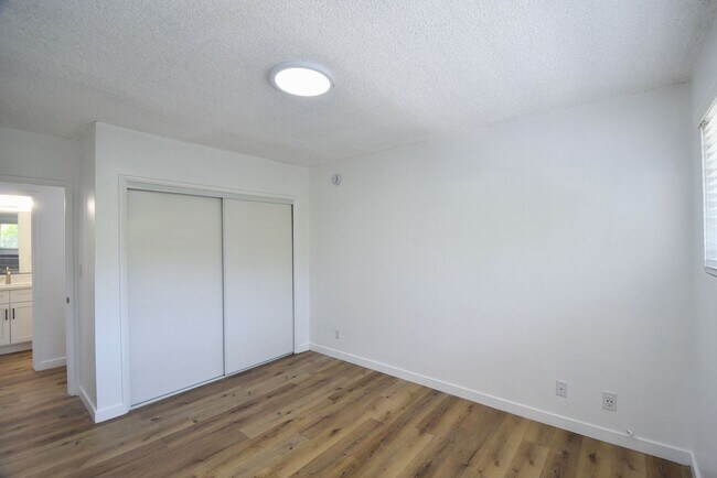 Building Photo - 5440 Quakertown Ave