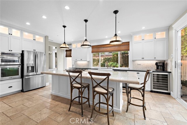 Building Photo - 802 Carnaros