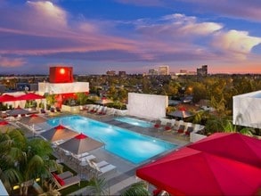 Building Photo - The Marke Apartment Community