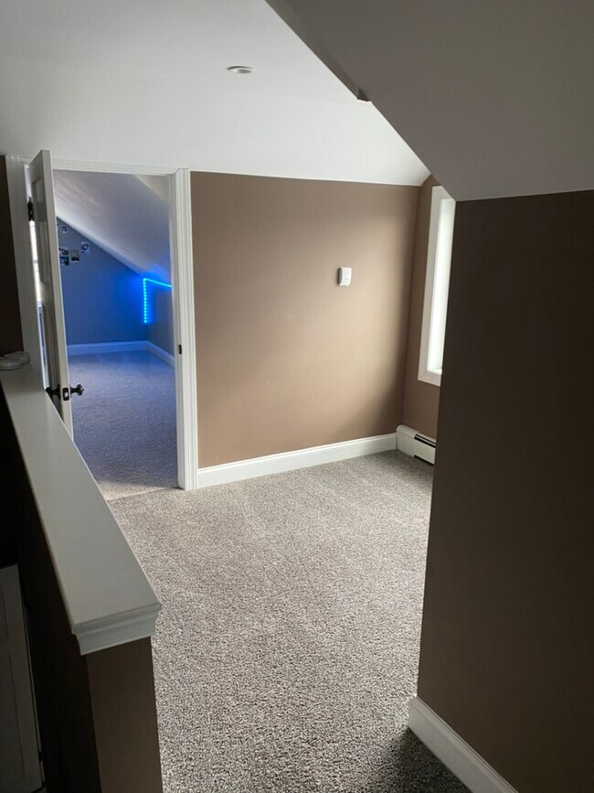 3rd Floor open area - 2432 E County Line Rd