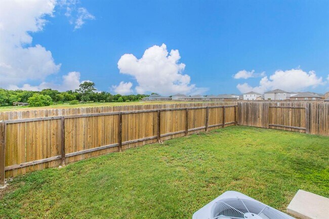 Building Photo - 136 Allington Cir
