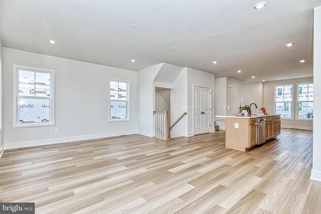 Building Photo - 120 Checkerspot Wy