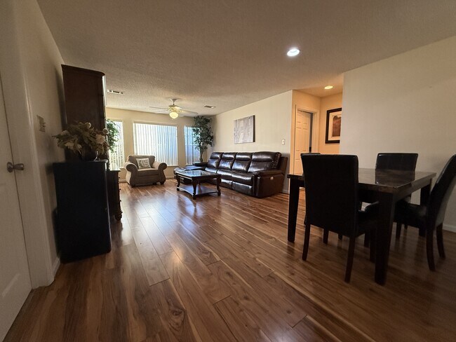 Building Photo - 1231 Ladys Island Dr