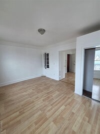 Building Photo - 3561 Ropes Ave