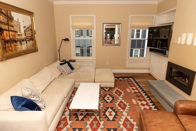 Building Photo - 21 Trenton St