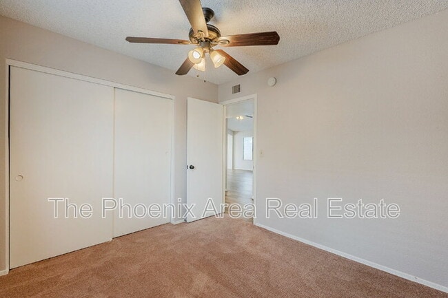 Building Photo - 5710 W Commonwealth Pl
