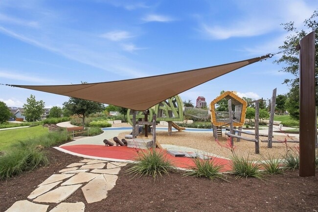 Building Photo - 8525 Leroi Dr