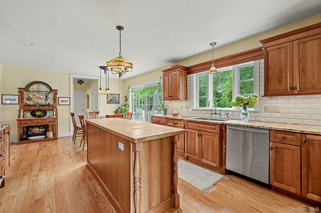 Building Photo - 154 Cherry Hill Rd