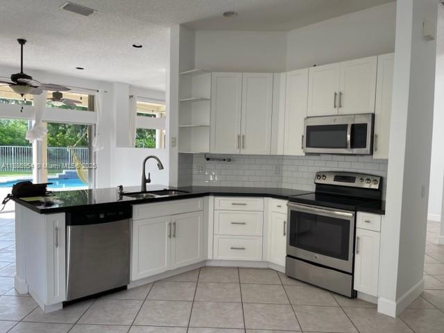 Building Photo - 4407 Laurel Ridge Cir