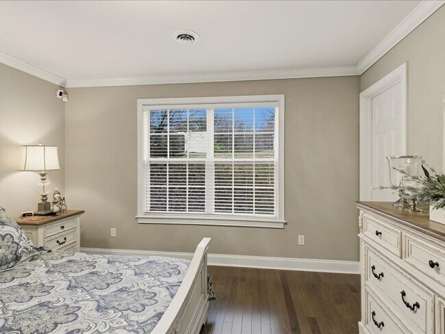 Building Photo - 10959 Woodford Bend Way