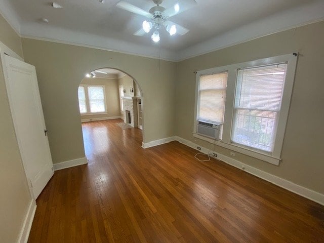 Building Photo - 245 E Lullwood Ave