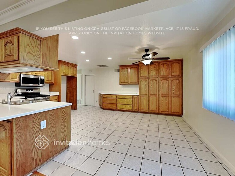 Building Photo - 23251 Redbud Ridge Cir