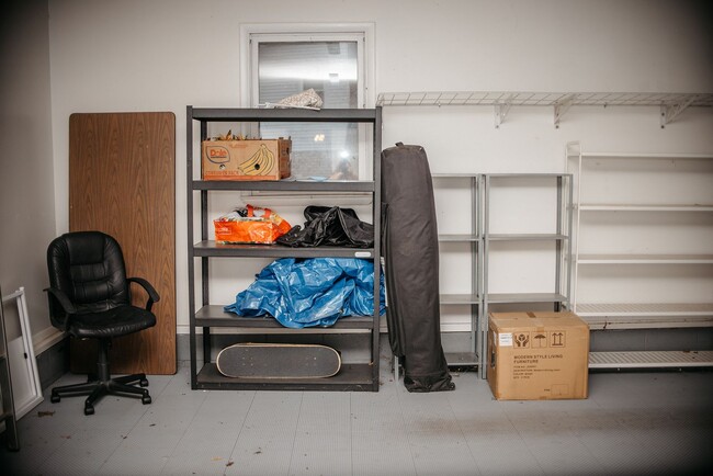 Building Photo - 1449 Jill Dr