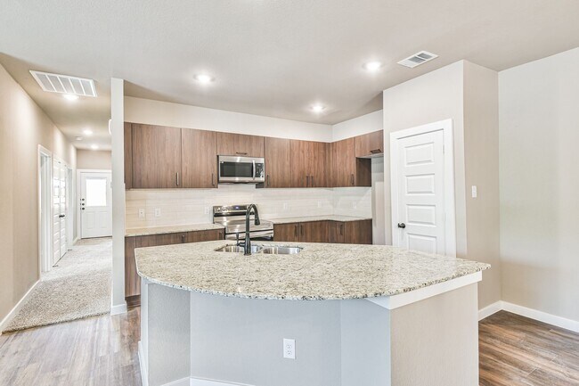 Building Photo - 122 Wickersham