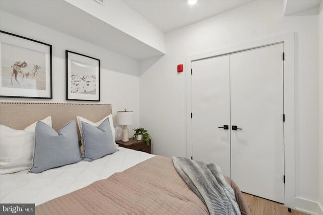 Building Photo - 139 W Chelten Ave