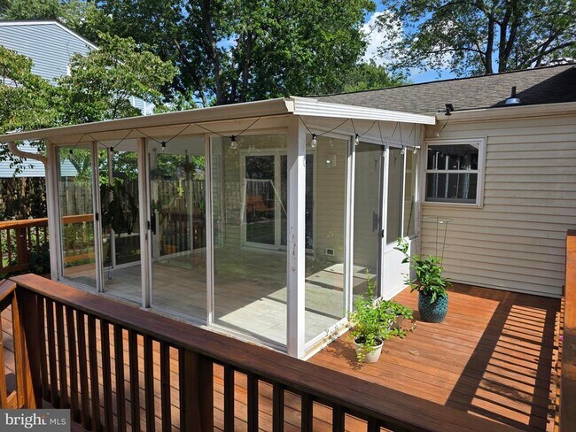 Building Photo - 12920 Framingham Ct