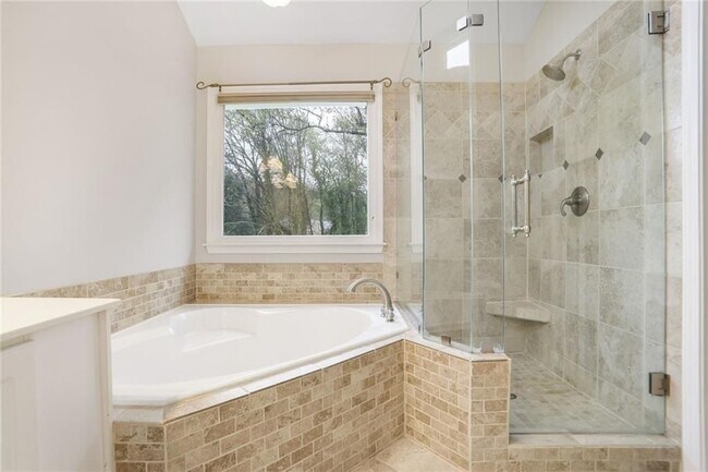 Building Photo - 1603 Pinder Point Dr