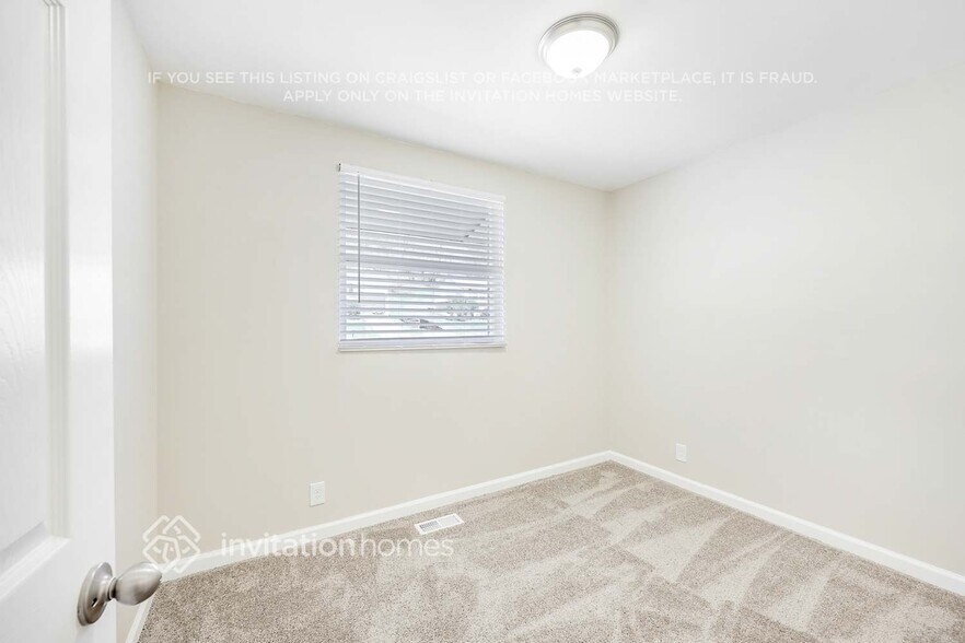 Building Photo - 4936 Shihmen Dr