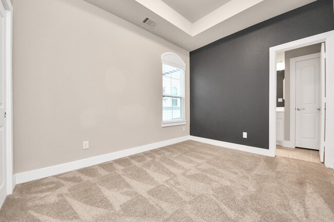 Building Photo - 2704 Freund St