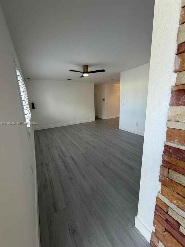 Building Photo - Southwest 96th Avenue, Miami, FL 33165 - 3 BR 2 BA single-family home